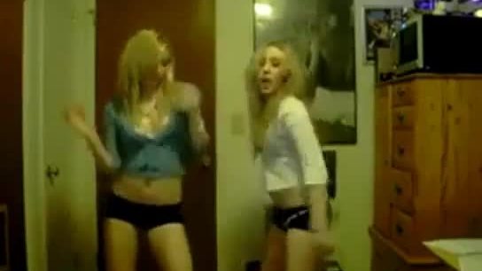 Two teen dancing